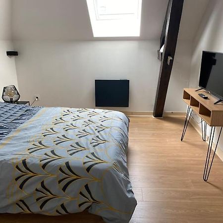 Appartement Emy Spacieux Et Lumineux Sedan Bagian luar foto